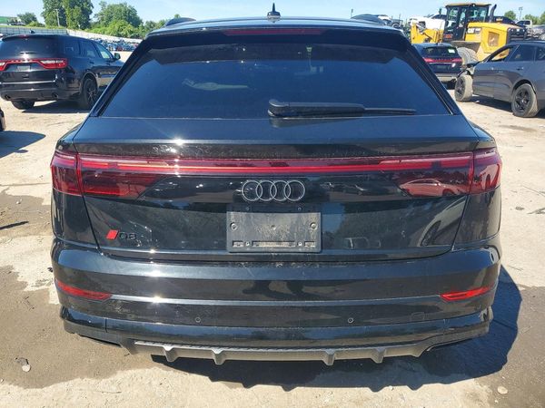 2025 AUDI Q8
