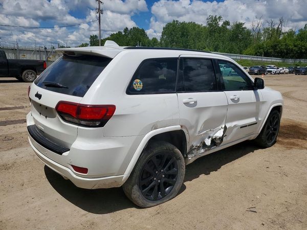 2018 JEEP GRAND CHEROKEE LAREDO 4X4