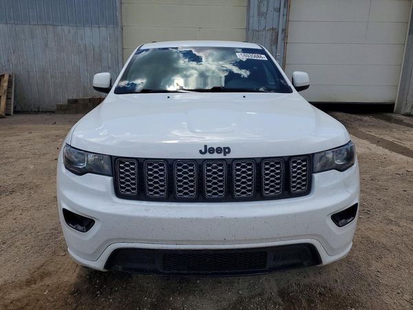 2018 JEEP GRAND CHEROKEE LAREDO 4X4