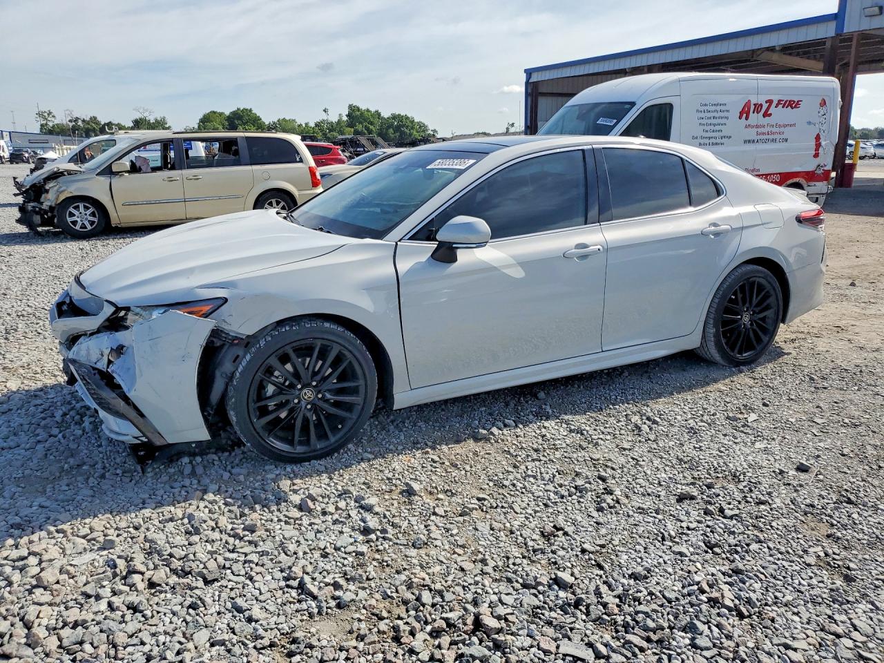 2022 TOYOTA CAMRY