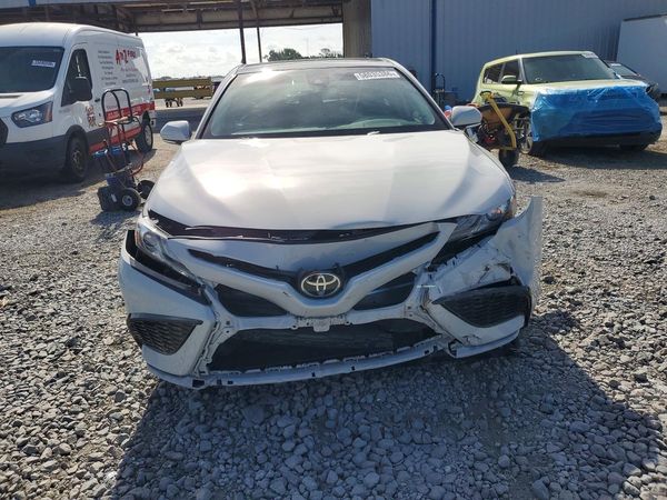 2022 TOYOTA CAMRY