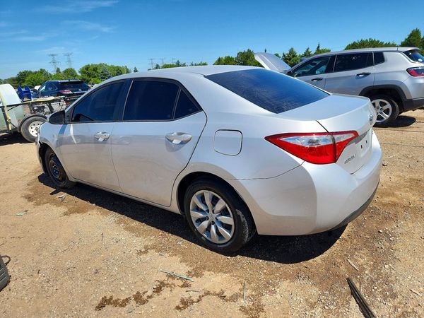2015 TOYOTA COROLLA