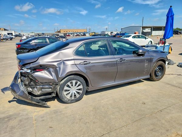 2022 TOYOTA CAMRY
