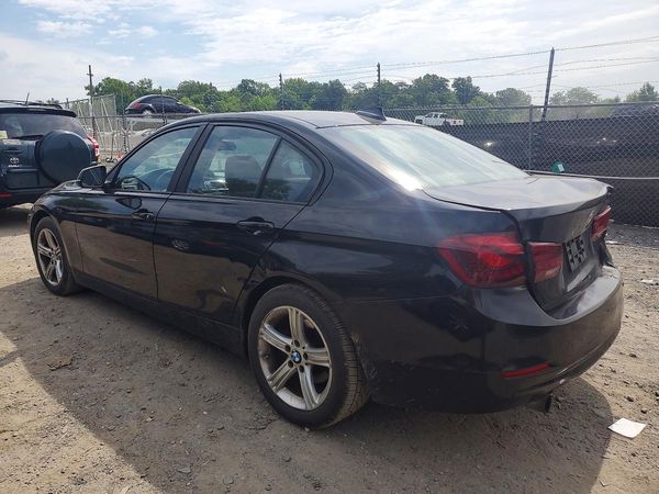 2015 BMW 320