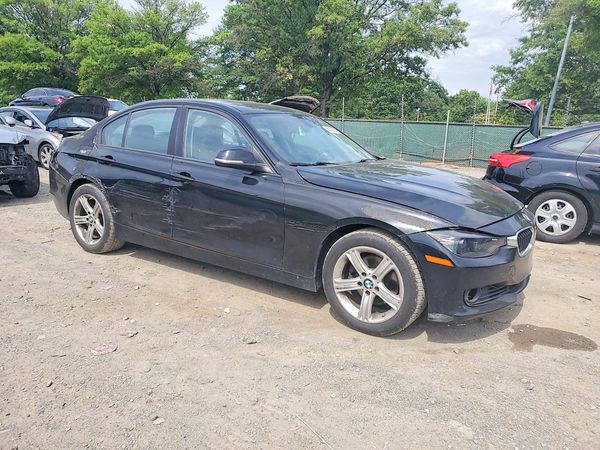 2015 BMW 320