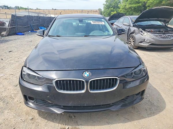 2015 BMW 320