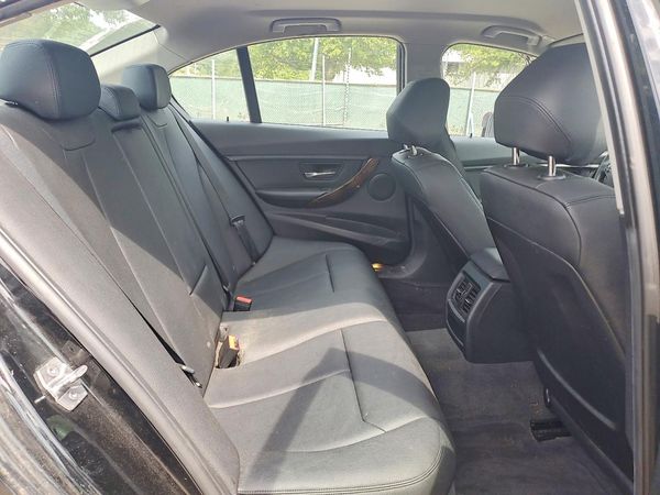 2015 BMW 320