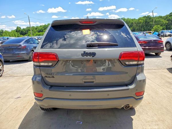 2021 JEEP GRAND CHEROKEE LAREDO 4X4