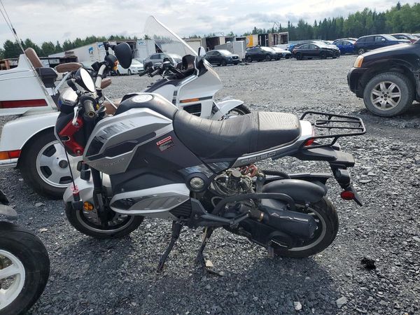 2022 CF MOTO SCOOTER