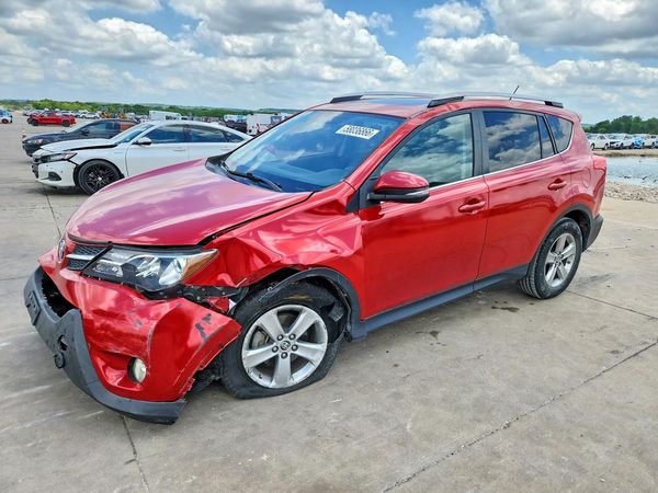2015 TOYOTA RAV4