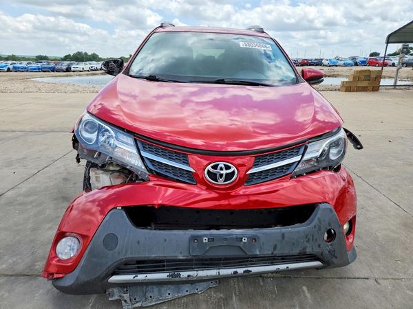 2015 TOYOTA RAV4