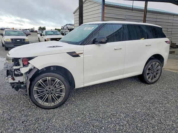 2025 LAND ROVER RANGE ROVER SPORT P460e Dynamic SE