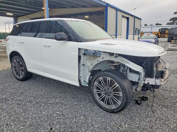 2025 LAND ROVER RANGE ROVER SPORT P460e Dynamic SE