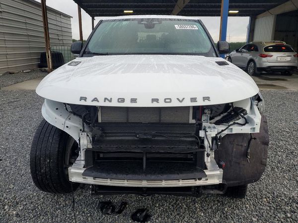 2025 LAND ROVER RANGE ROVER SPORT P460e Dynamic SE