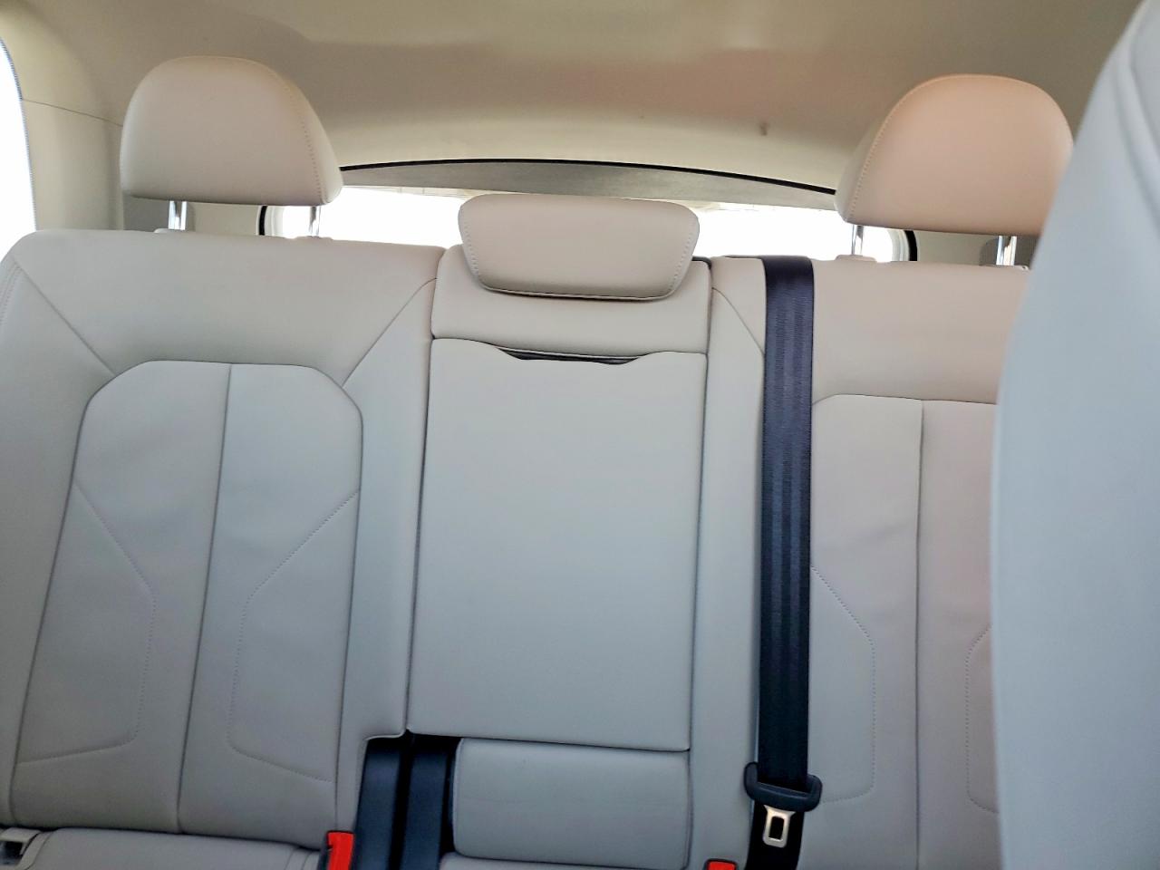 2021 AUDI Q3 quattro Premium