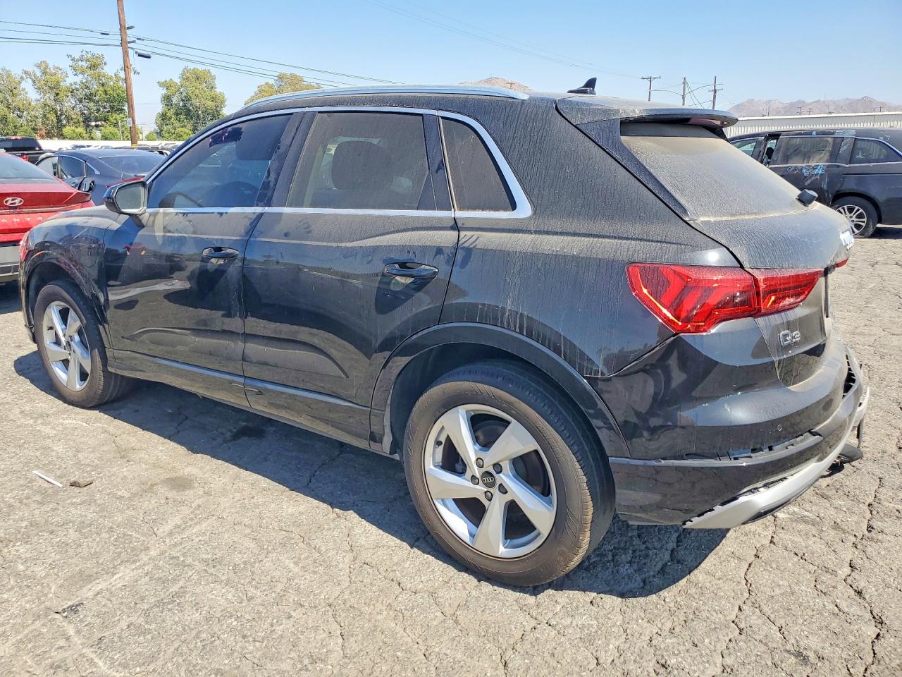 2021 AUDI Q3 quattro Premium