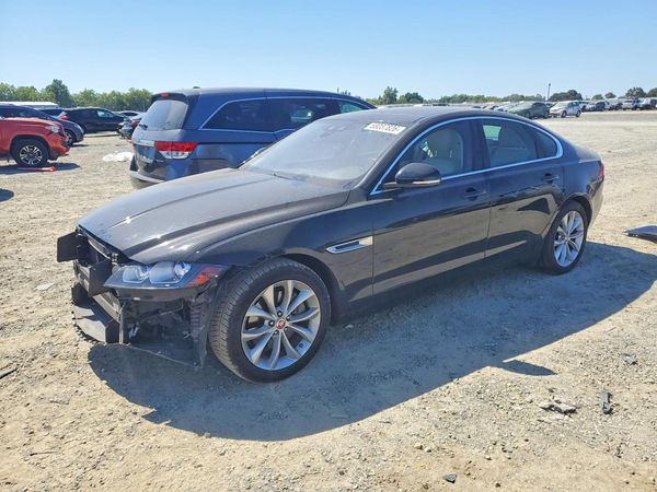 2017 JAGUAR XF Premium