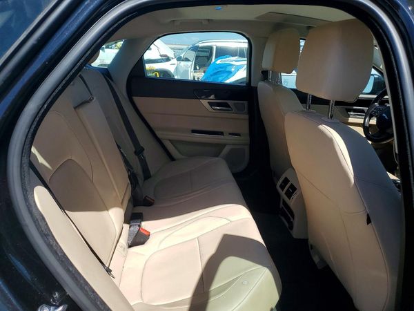 2017 JAGUAR XF Premium