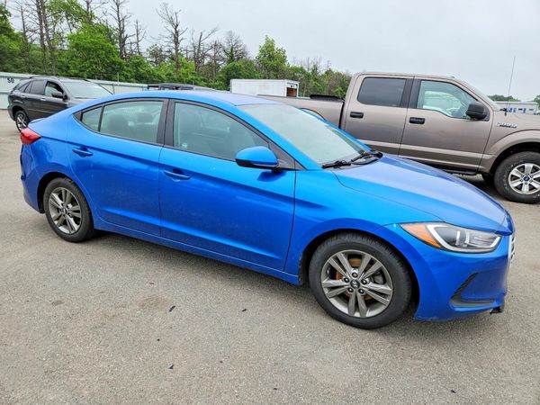 2017 HYUNDAI ELANTRA