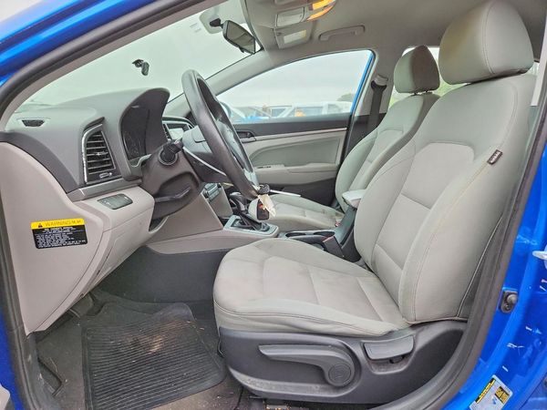 2017 HYUNDAI ELANTRA