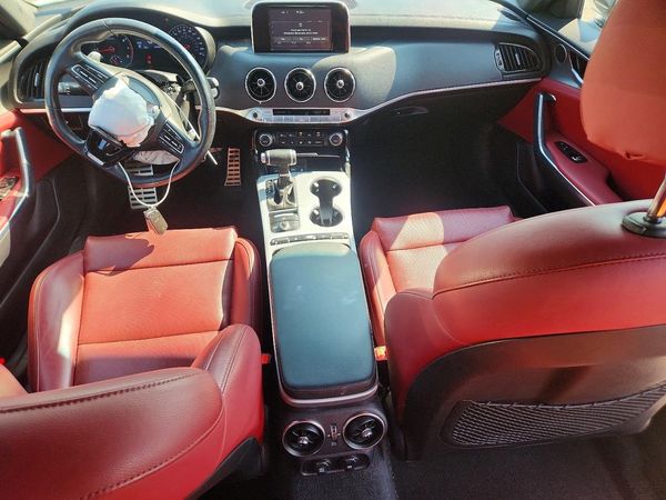 2020 KIA STINGER GT