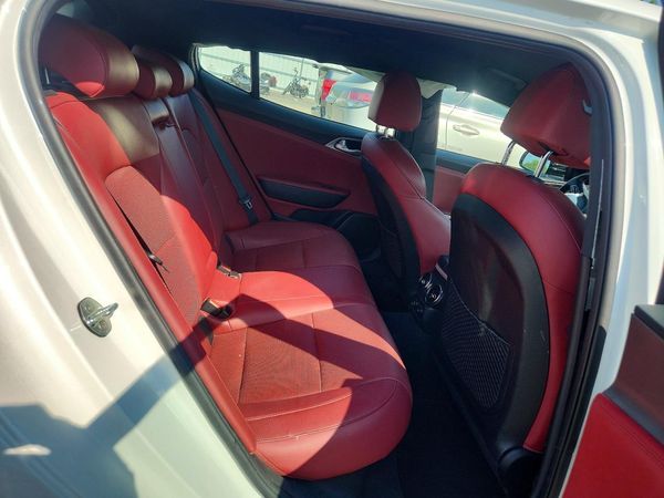 2020 KIA STINGER GT
