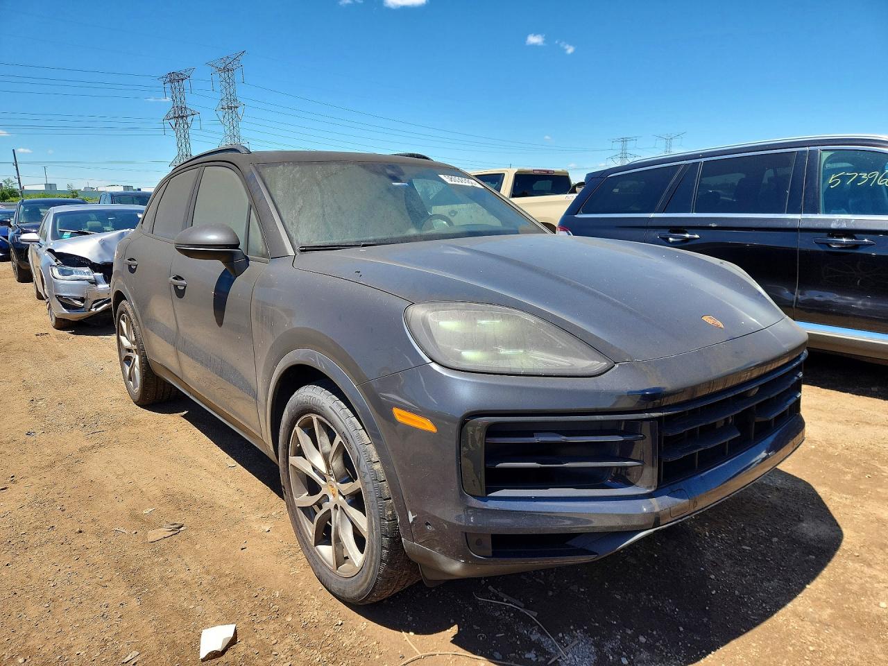 2024 PORSCHE CAYENNE