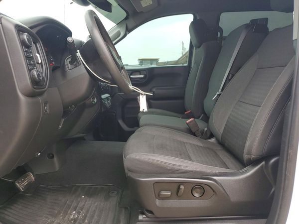 2022 CHEVROLET SILVERADO Custom