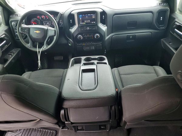 2022 CHEVROLET SILVERADO Custom