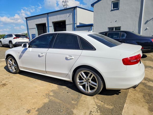 2016 AUDI A4 S Line quattro Premium