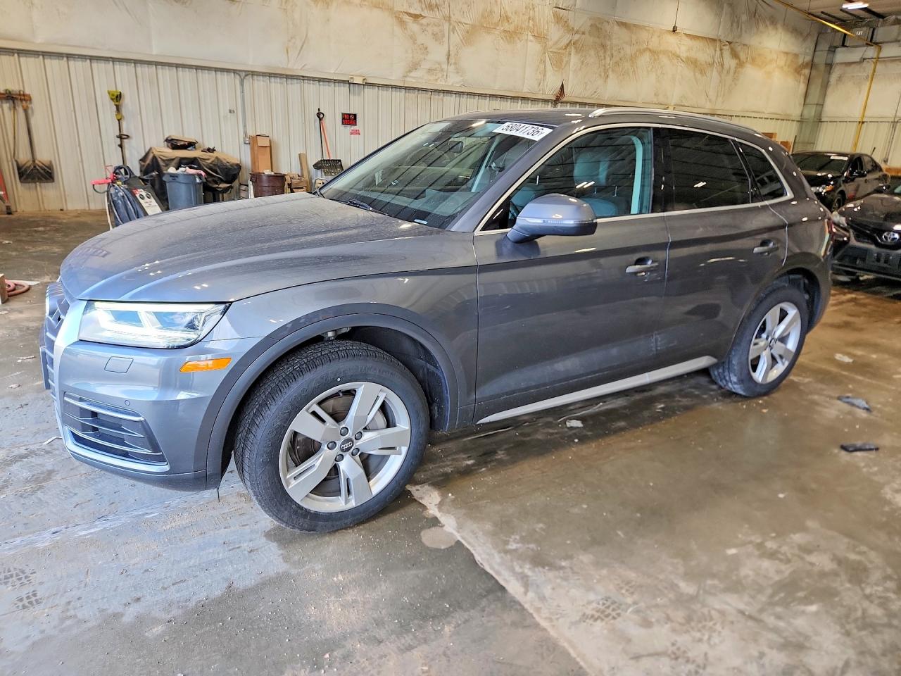 2018 AUDI Q5 quattro Premium Plus — Front 3/4