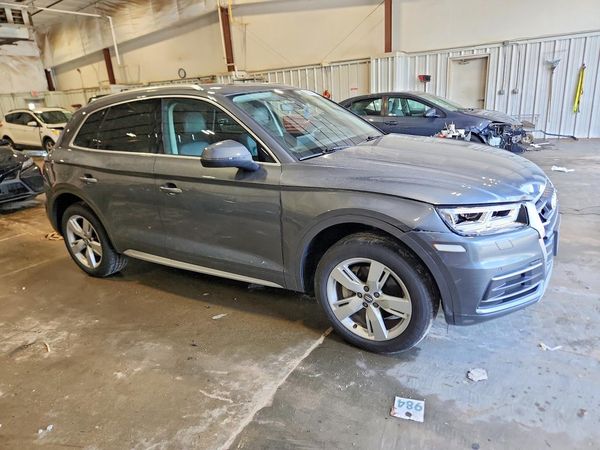 2018 AUDI Q5 quattro Premium Plus — Passenger 3/4