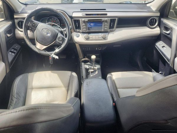 2014 TOYOTA RAV4 High