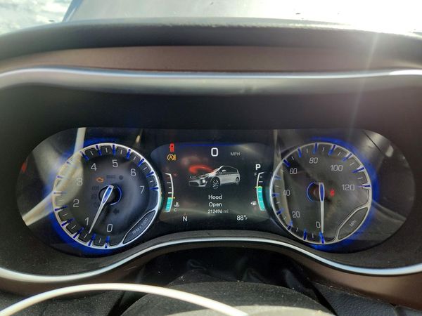 2017 CHRYSLER PACIFICA