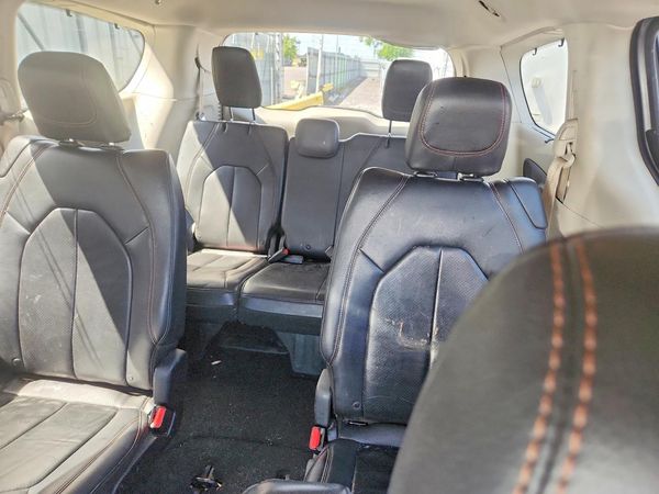 2017 CHRYSLER PACIFICA