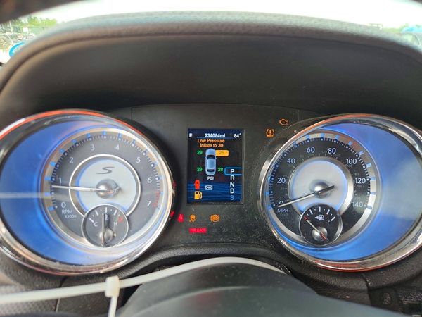 2014 CHRYSLER 300