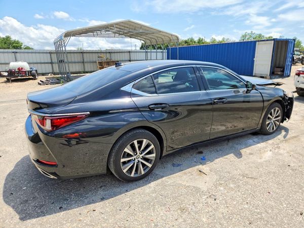 2020 LEXUS ES