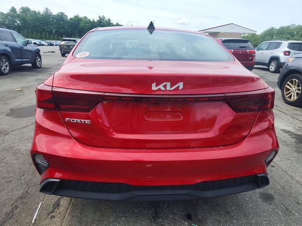 2023 KIA FORTE