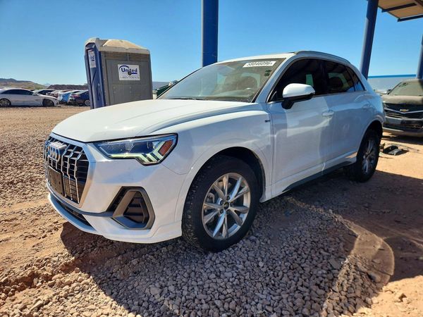 2023 AUDI Q3 S Line quattro Premium