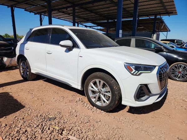 2023 AUDI Q3 S Line quattro Premium