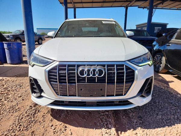 2023 AUDI Q3 S Line quattro Premium