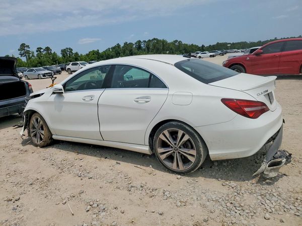 2019 MERCEDES-BENZ CLA