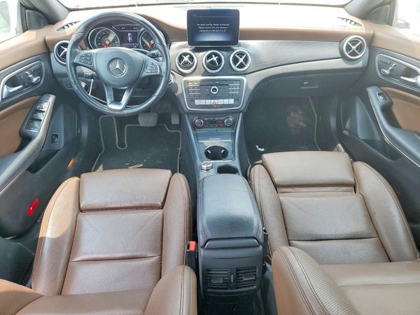 2019 MERCEDES-BENZ CLA