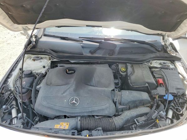 2019 MERCEDES-BENZ CLA