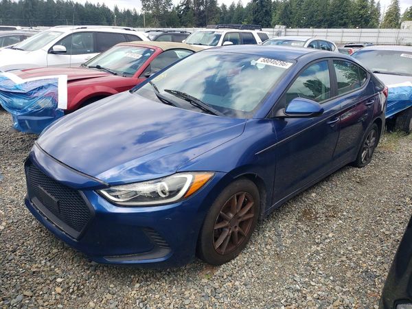 2017 HYUNDAI ELANTRA — Front 3/4