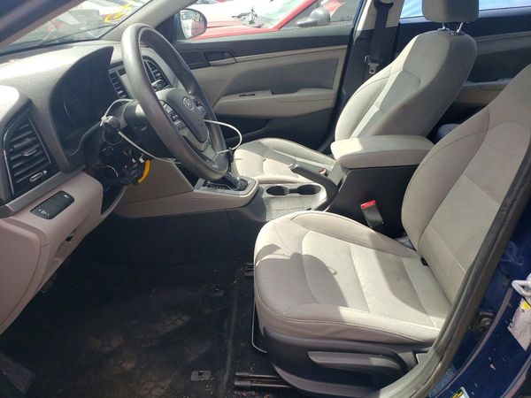 2017 HYUNDAI ELANTRA — DENT