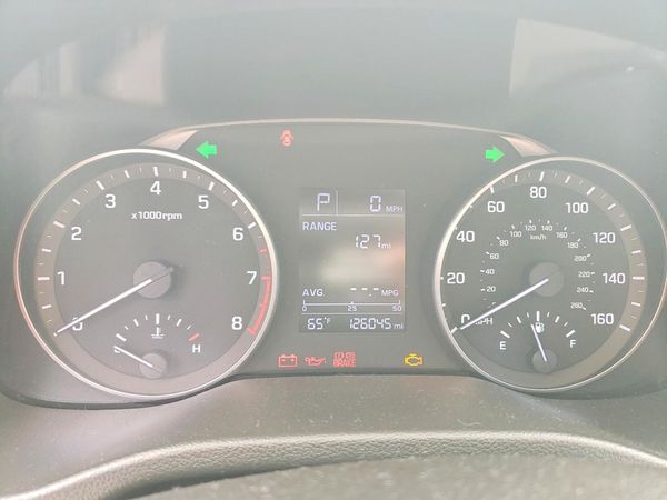 2017 HYUNDAI ELANTRA — ODOM
