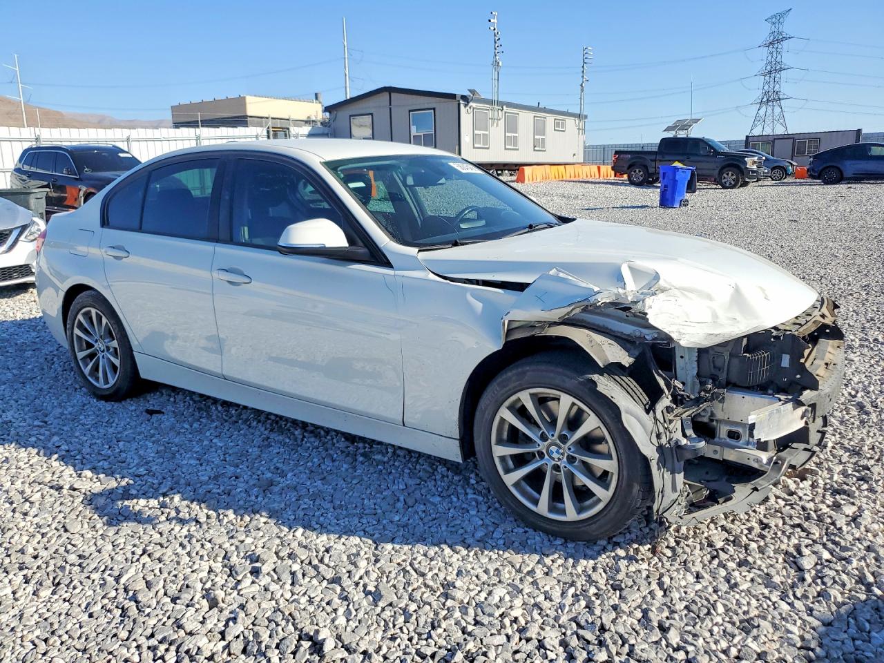 2017 BMW 320