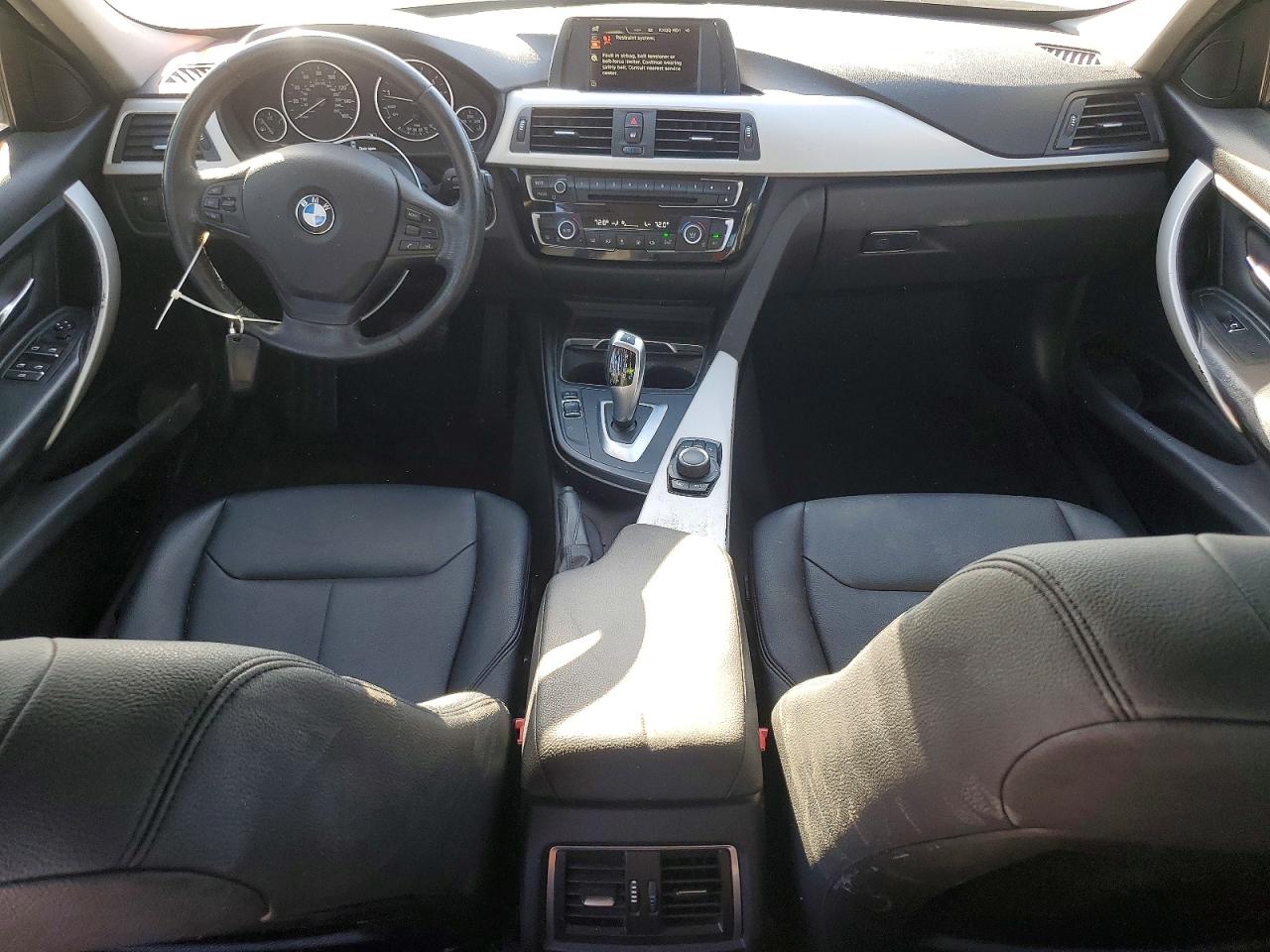 2017 BMW 320