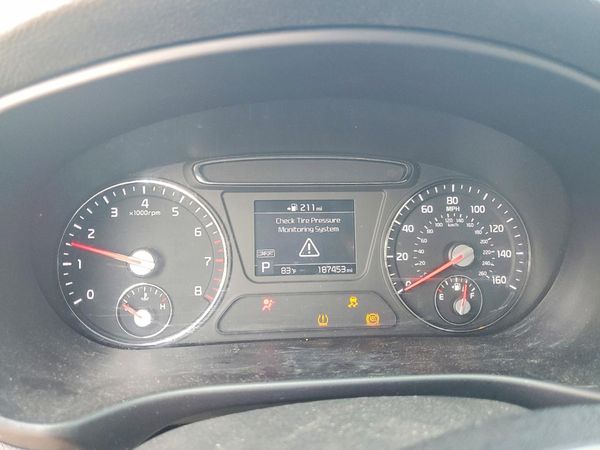2019 KIA SORENTO L, LX, S